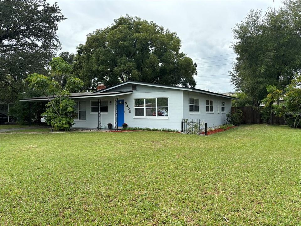 For Sale: $365,000 (3 beds, 2 baths, 1231 Square Feet)