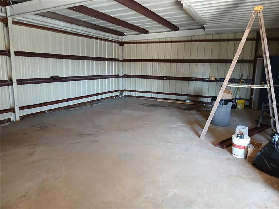 non ac storage area apx 1000 sq ft