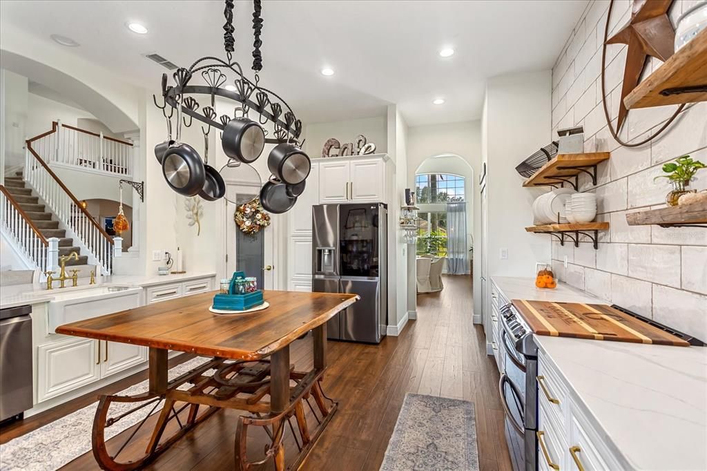 Kitchen Quartz Counter