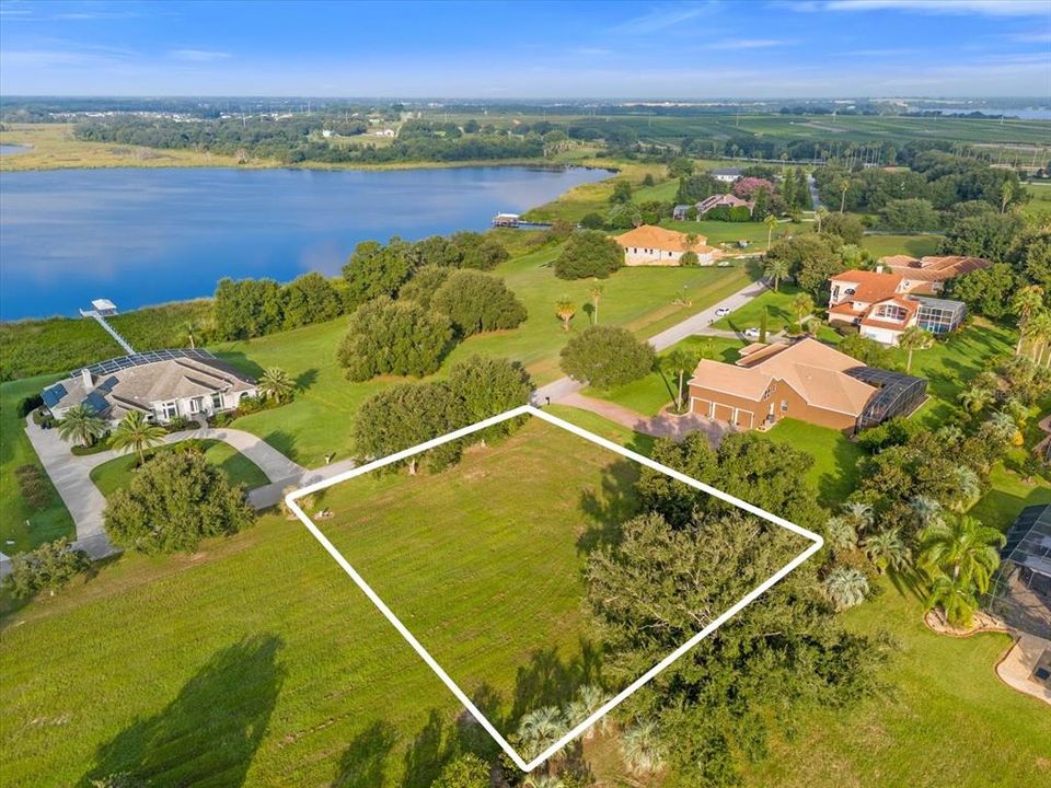 На продажу: $145,000 (0.55 acres)