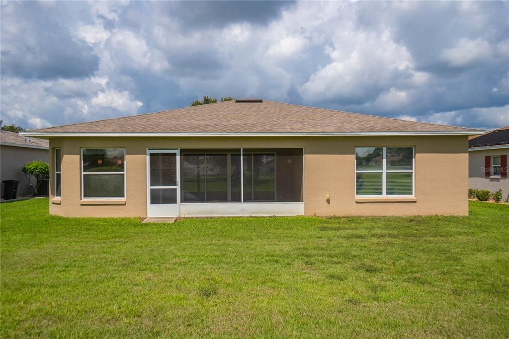 For Sale: $314,000 (3 beds, 2 baths, 1647 Square Feet)