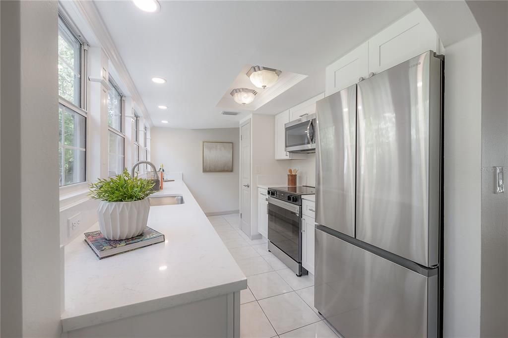 For Sale: $484,400 (3 beds, 2 baths, 1300 Square Feet)