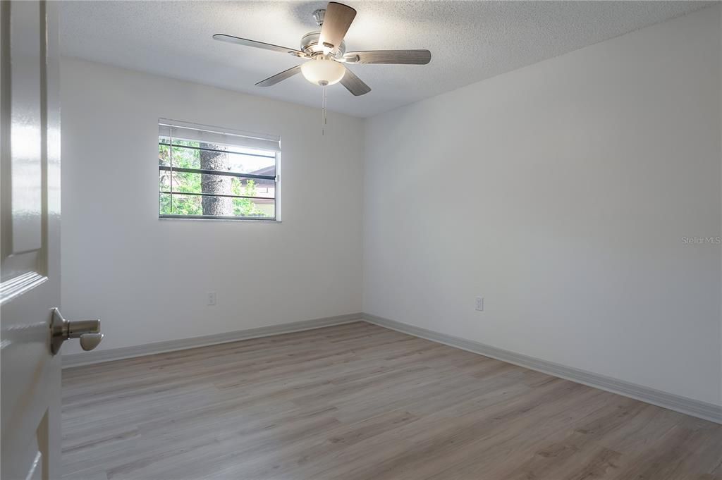 For Sale: $484,400 (3 beds, 2 baths, 1300 Square Feet)