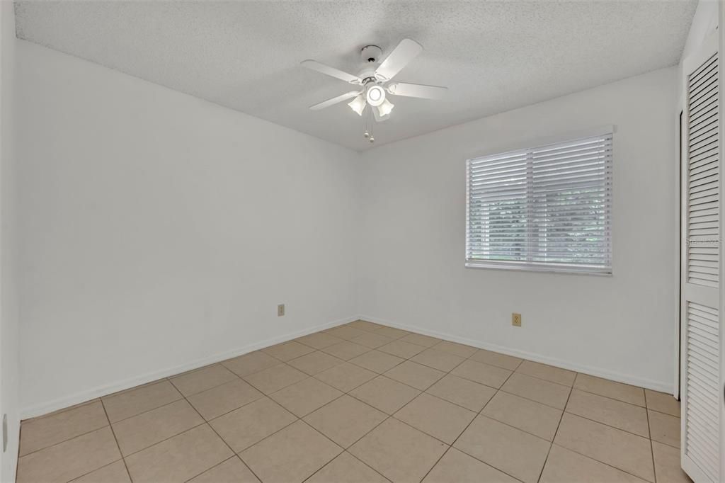 For Sale: $260,000 (2 beds, 2 baths, 1078 Square Feet)