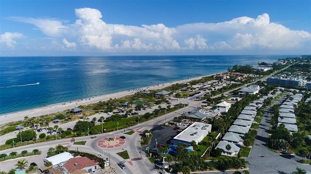 Round About at Englewood Beach