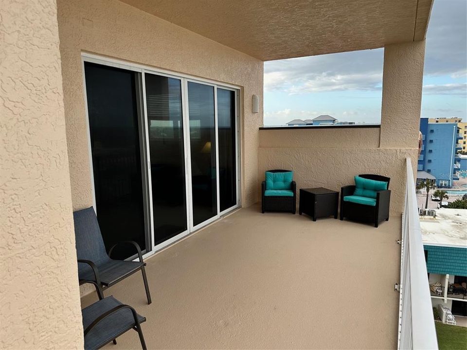 For Rent: $5,500 (3 beds, 3 baths, 2043 Square Feet)