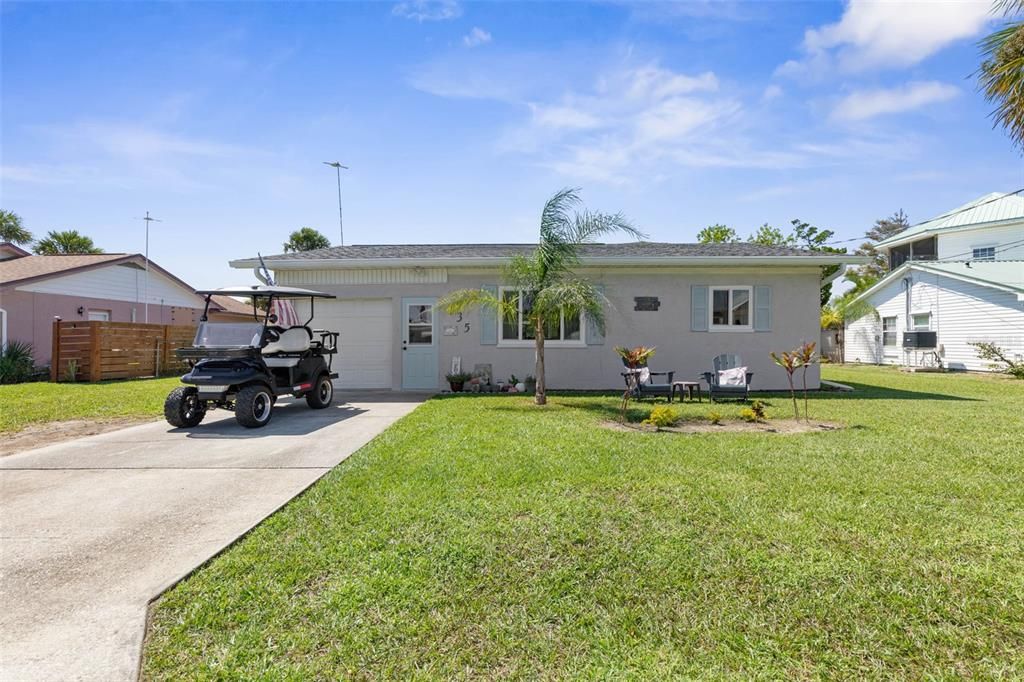 For Sale: $699,000 (3 beds, 2 baths, 1596 Square Feet)