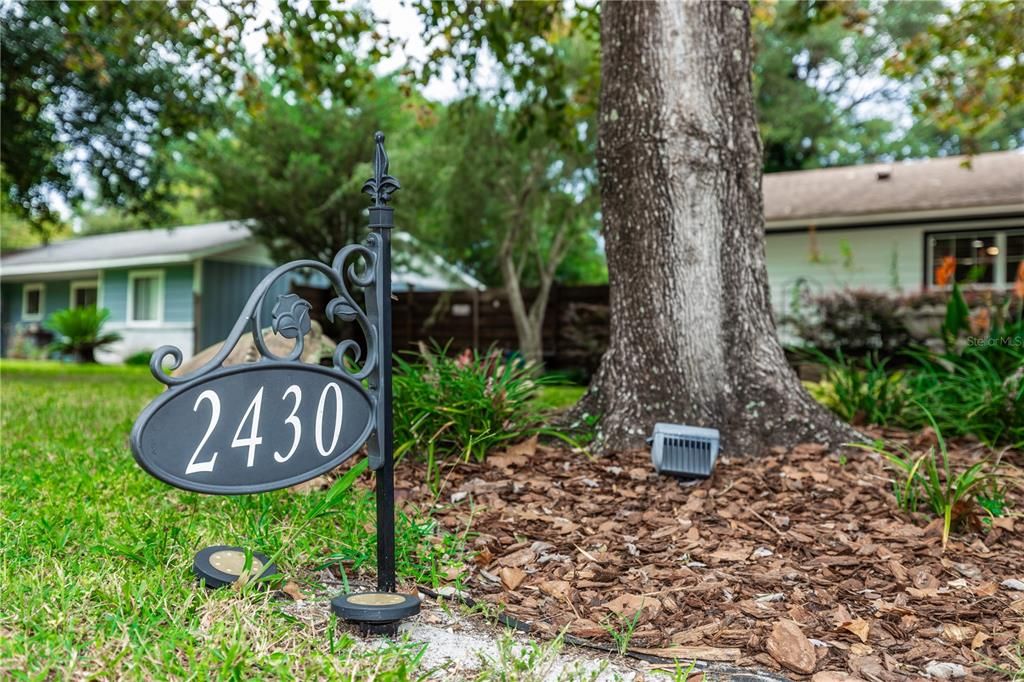 Active With Contract: $359,000 (3 beds, 2 baths, 1176 Square Feet)