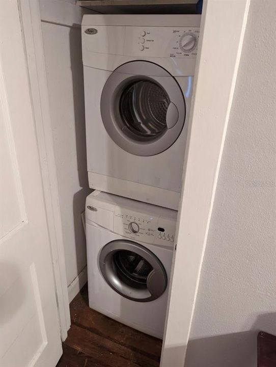 Apartment washer/dryer