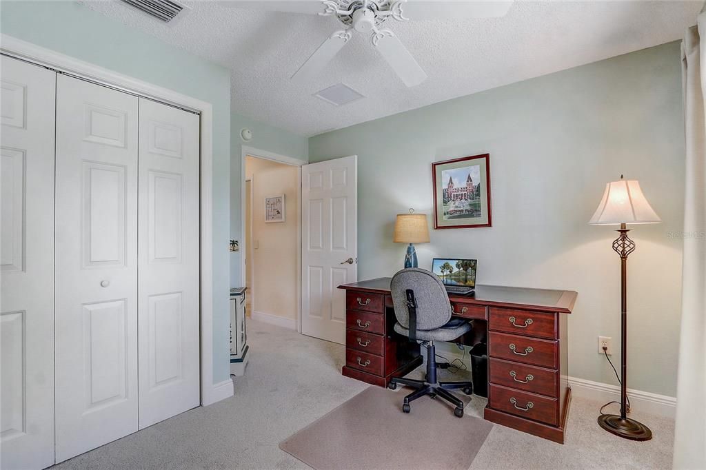 For Sale: $459,500 (3 beds, 2 baths, 1912 Square Feet)