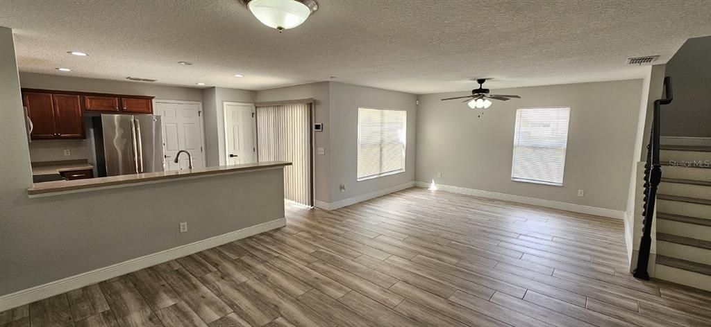 Active With Contract: $2,349 (2 beds, 2 baths, 1665 Square Feet)