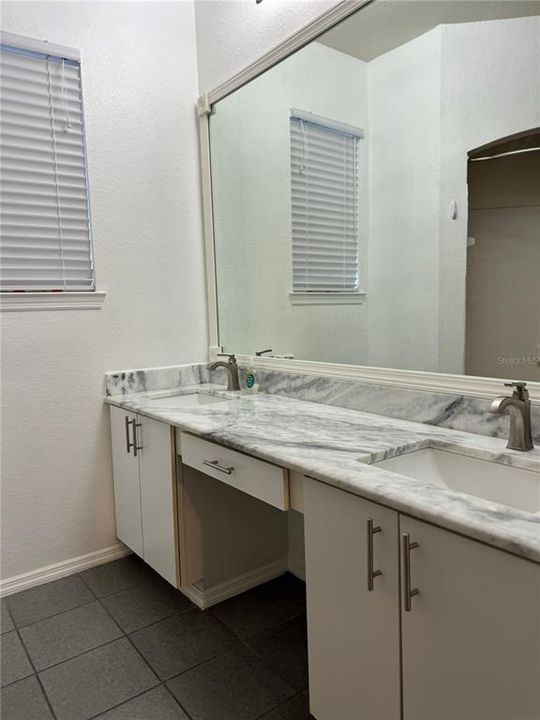 For Rent: $1,850 (2 beds, 2 baths, 1242 Square Feet)