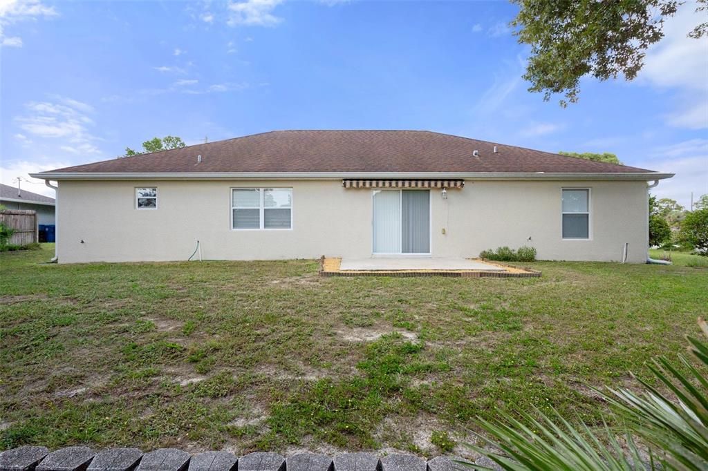 For Sale: $369,900 (3 beds, 2 baths, 1955 Square Feet)