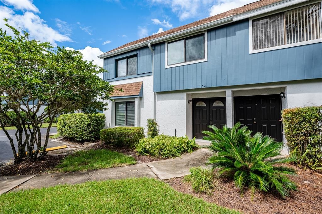 Lakefront Florida living at its finest in the ideal community of Lago Vista – LOW MAINTENANCE, **DEEDED LAKE ACCESS**, and tons of updates!