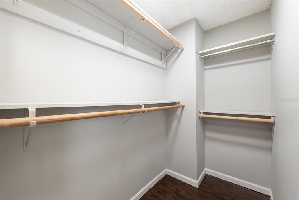 WALK-IN CLOSET.