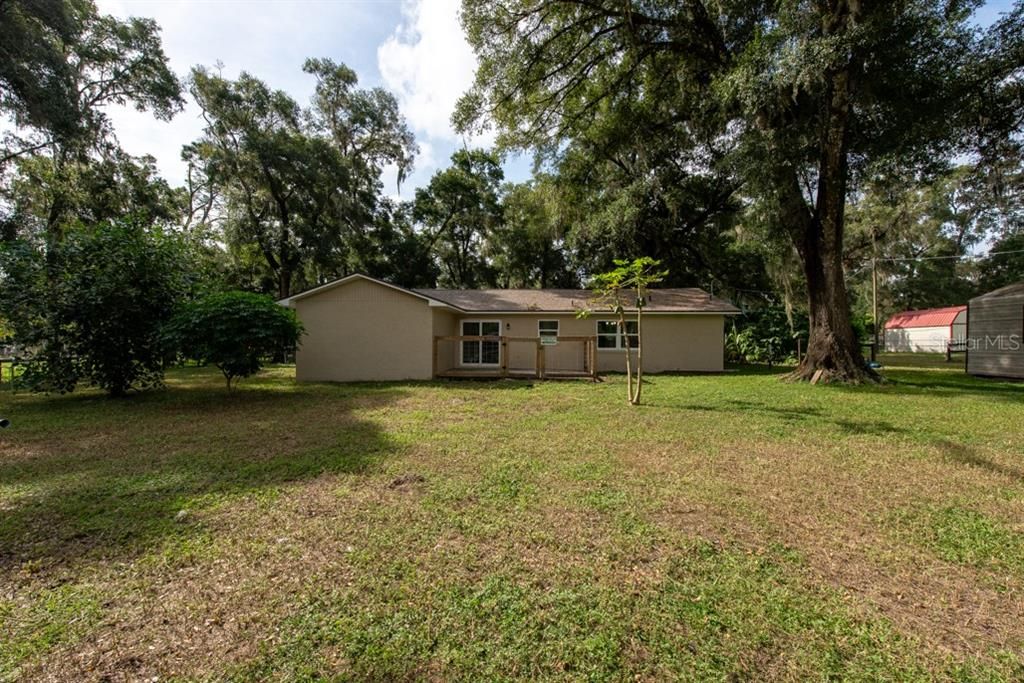 For Sale: $400,000 (3 beds, 2 baths, 1416 Square Feet)