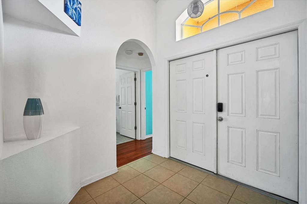 For Sale: $399,000 (3 beds, 2 baths, 1572 Square Feet)