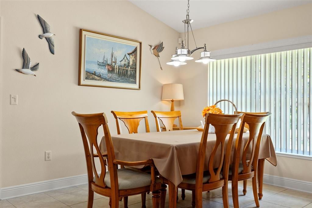 For Sale: $439,900 (2 beds, 2 baths, 2088 Square Feet)