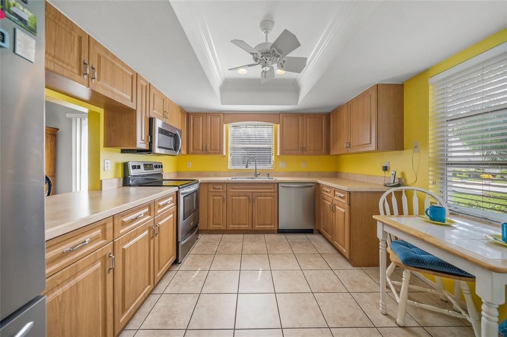 For Sale: $369,900 (2 beds, 2 baths, 1440 Square Feet)