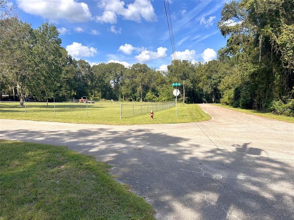 Active With Contract: $214,900 (3 beds, 2 baths, 1016 Square Feet)