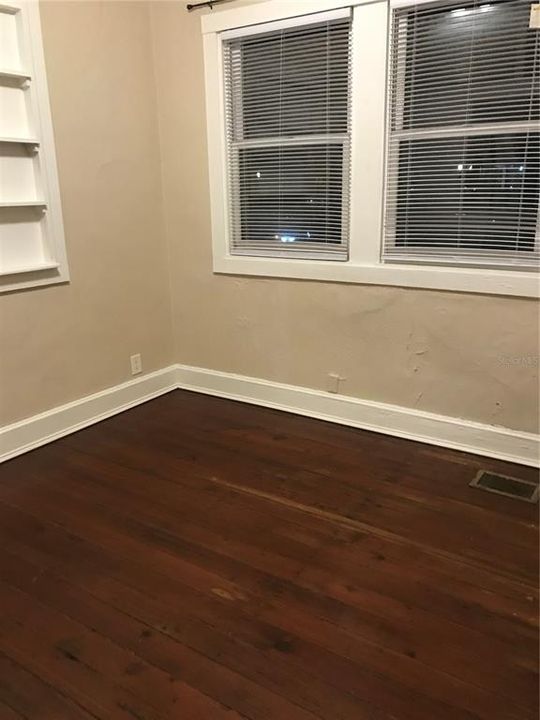 2 BEDROOM