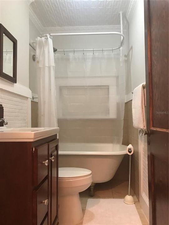 7 BATH