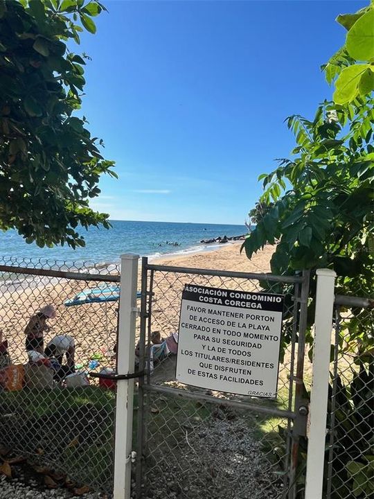 Access to beach