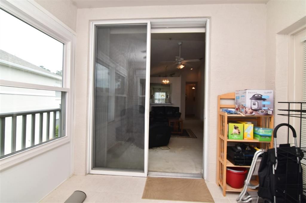 For Sale: $240,000 (2 beds, 2 baths, 1175 Square Feet)