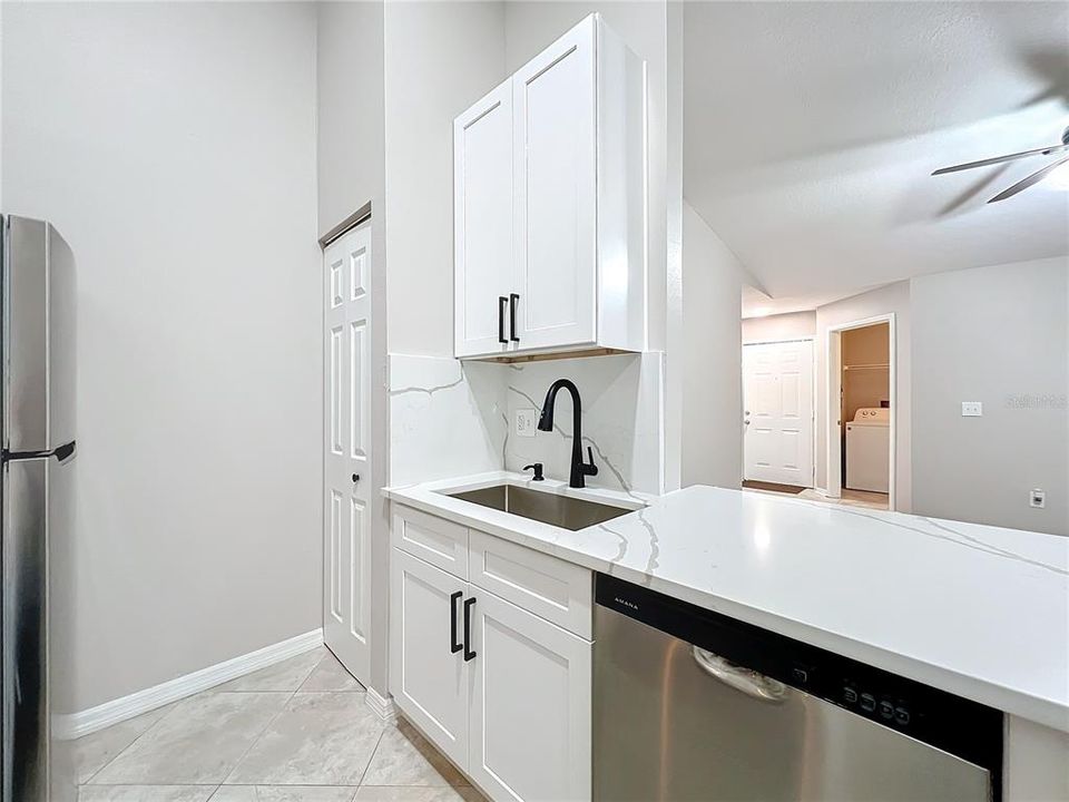 For Sale: $259,900 (3 beds, 2 baths, 1103 Square Feet)