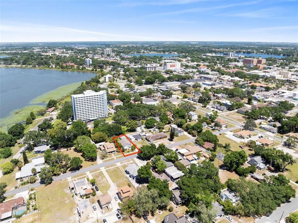 For Sale: $315,000 (3 beds, 2 baths, 1361 Square Feet)