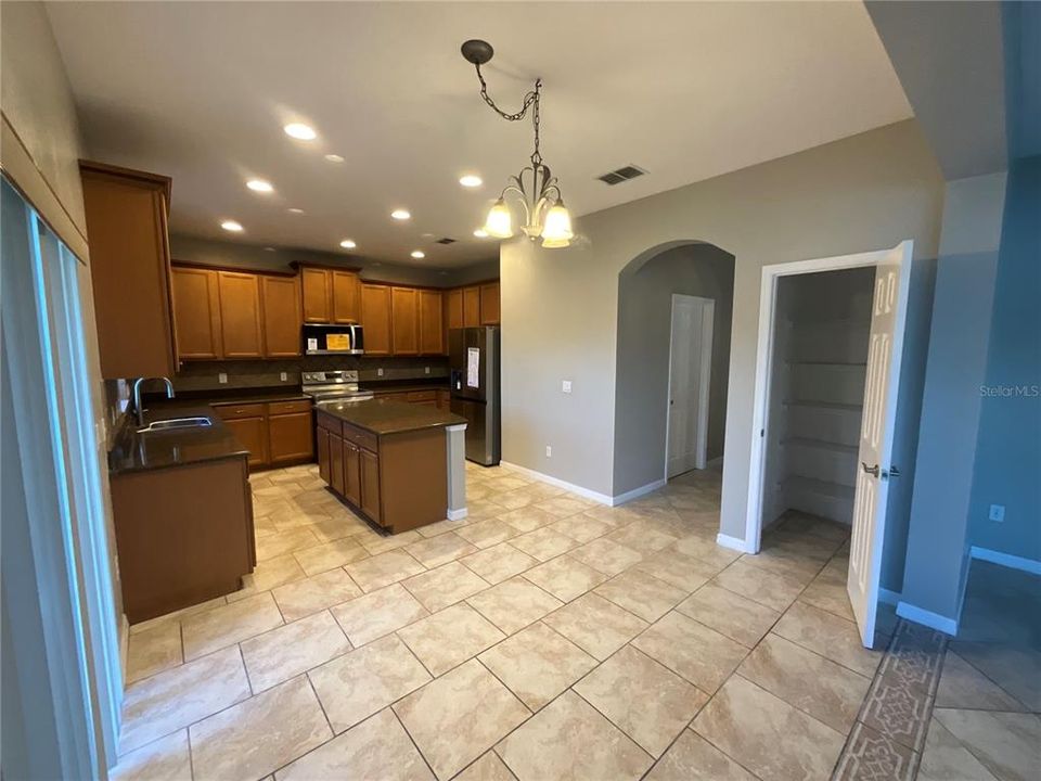 For Sale: $479,995 (4 beds, 2 baths, 2623 Square Feet)