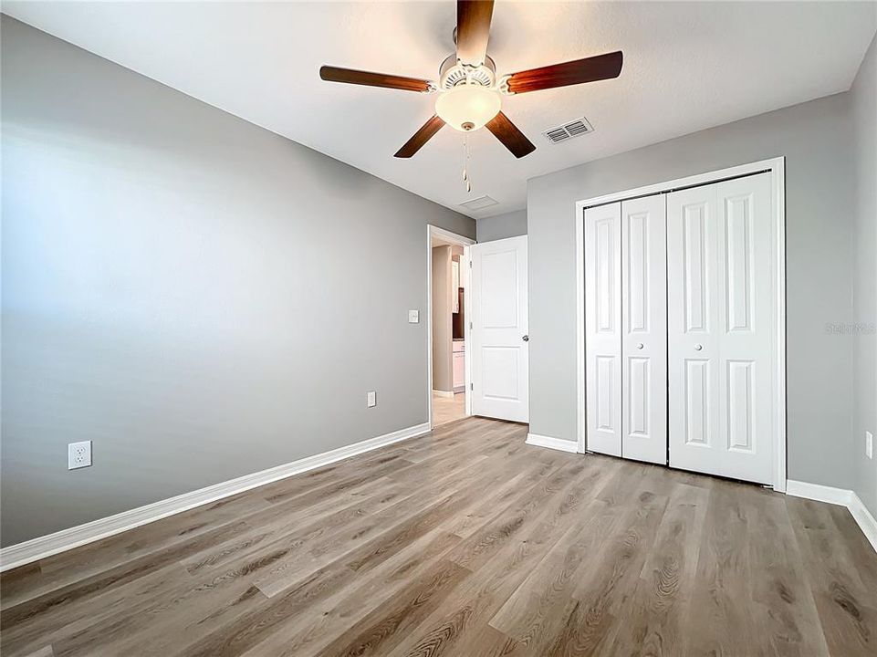 For Sale: $324,900 (3 beds, 2 baths, 1451 Square Feet)