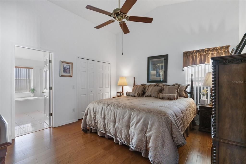 For Sale: $375,000 (3 beds, 2 baths, 1484 Square Feet)