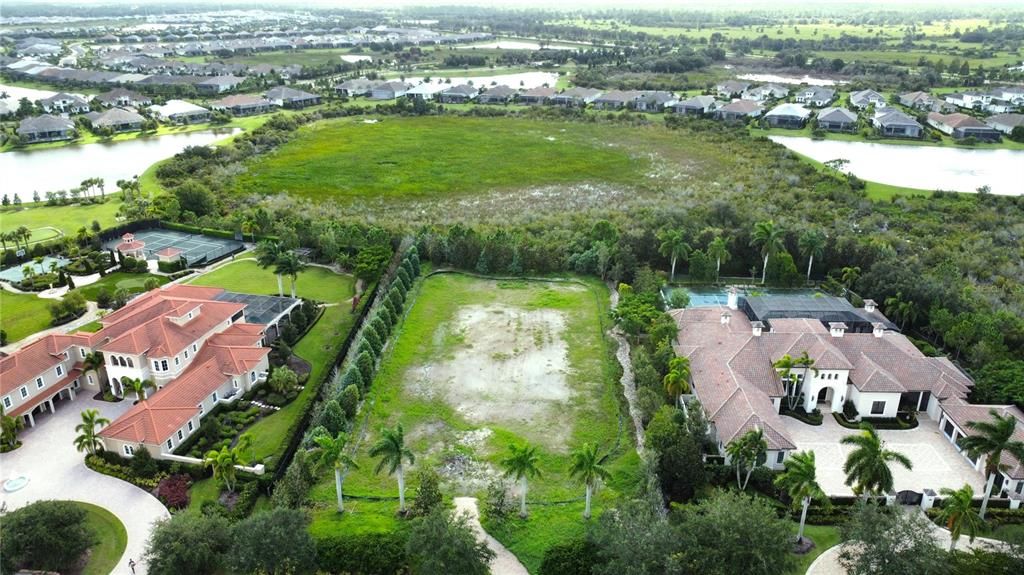 En Venta: $1,700,000 (1.15 acres)