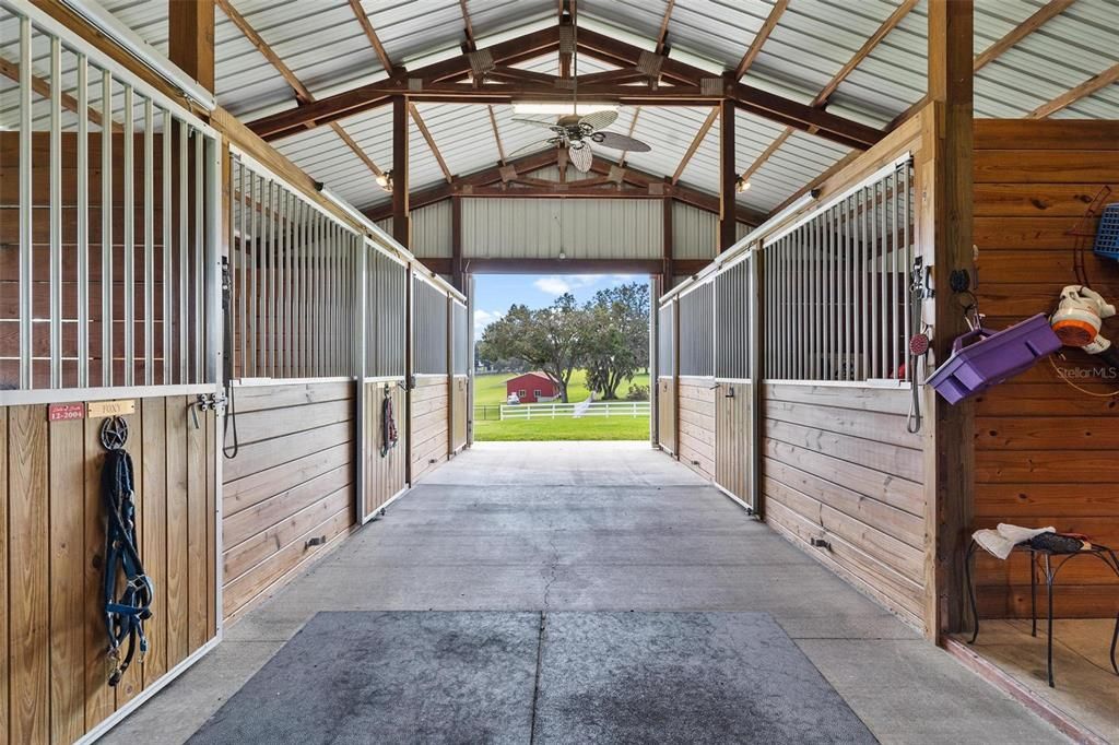 6 Stall Horse Barn