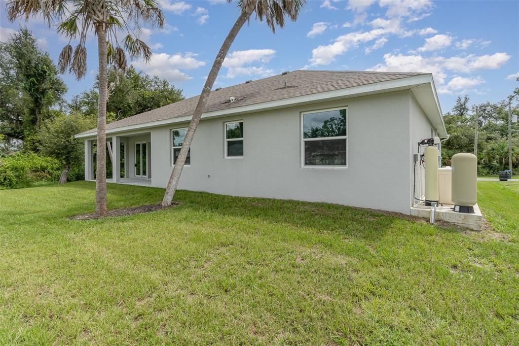 For Sale: $397,000 (3 beds, 2 baths, 1808 Square Feet)