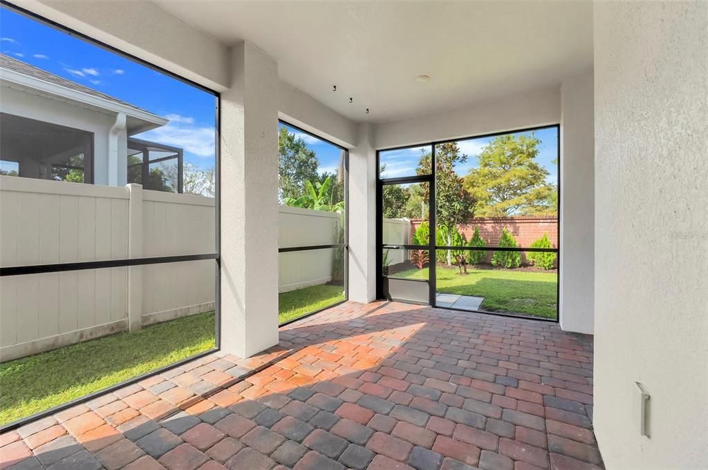 Extended Covered & Screened Lanai