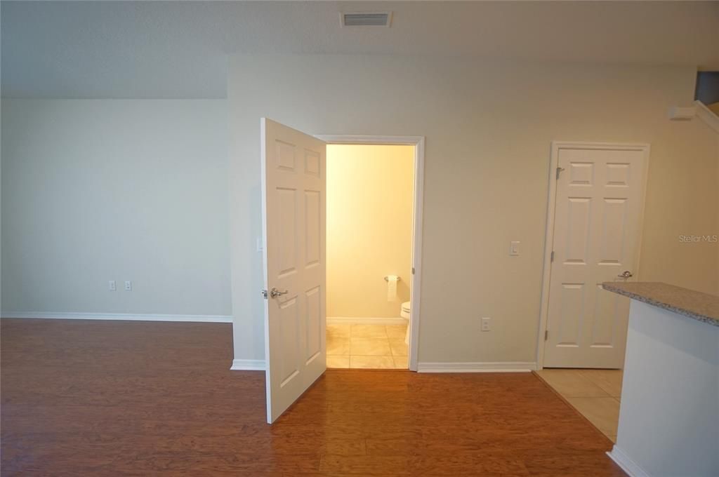 For Rent: $2,200 (2 beds, 2 baths, 1588 Square Feet)