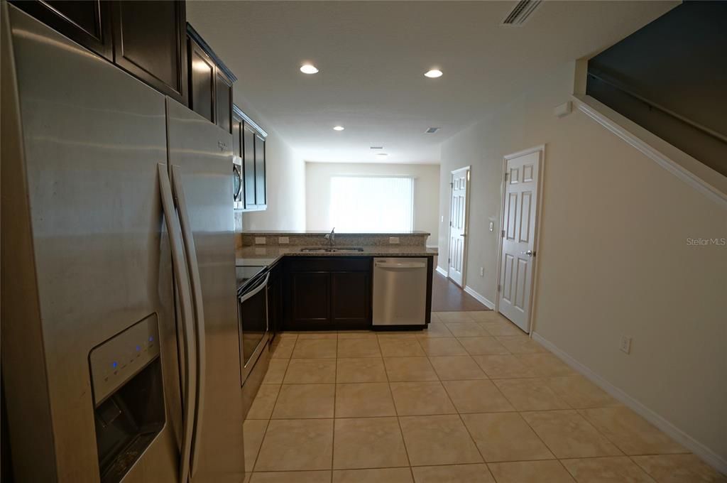 For Rent: $2,200 (2 beds, 2 baths, 1588 Square Feet)