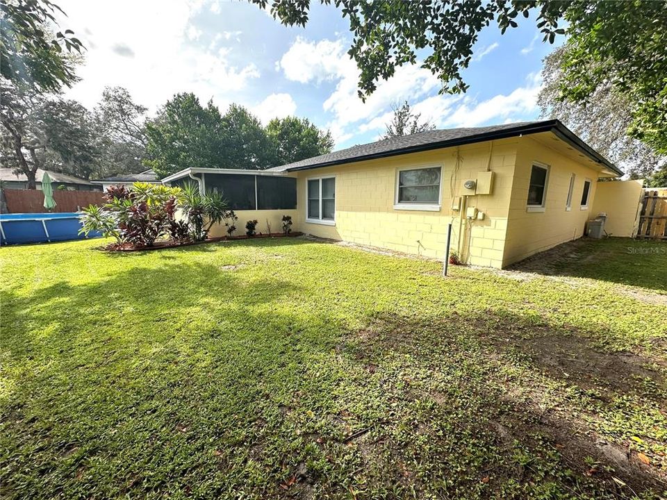 For Sale: $399,000 (3 beds, 2 baths, 1330 Square Feet)