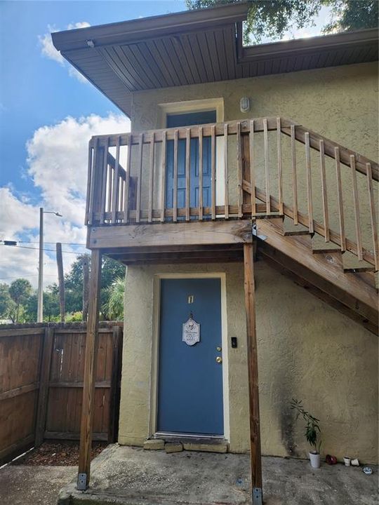 For Rent: $1,195 (2 beds, 1 baths, 705 Square Feet)