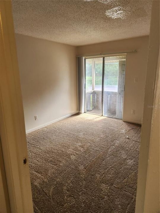 For Rent: $1,195 (2 beds, 1 baths, 705 Square Feet)