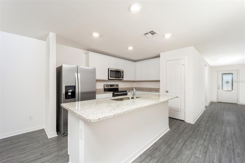 For Sale: $349,900 (3 beds, 2 baths, 1459 Square Feet)