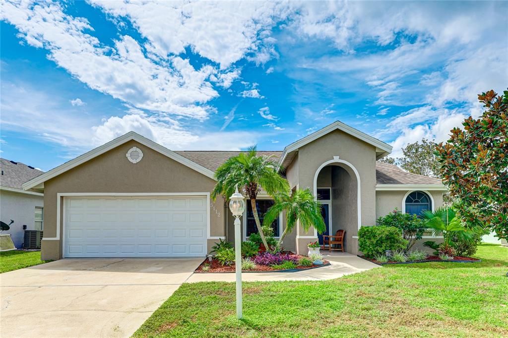 For Sale: $425,000 (3 beds, 2 baths, 1700 Square Feet)