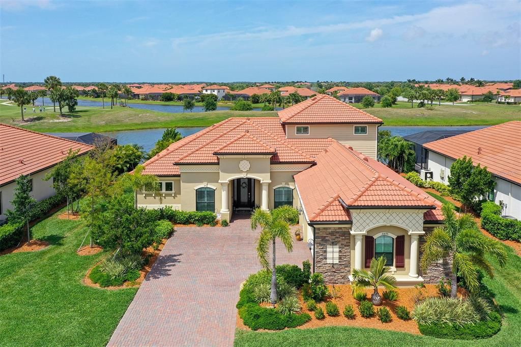 For Sale: $1,099,000 (4 beds, 3 baths, 3129 Square Feet)