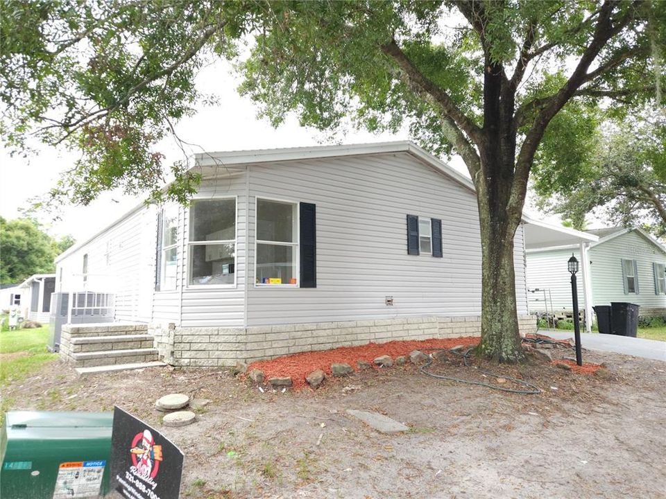 For Sale: $148,000 (4 beds, 2 baths, 1476 Square Feet)