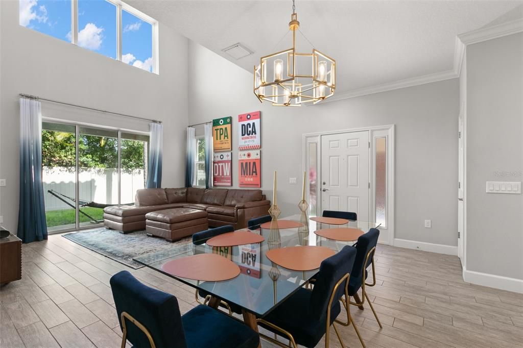 Spacious Dining - Living Room