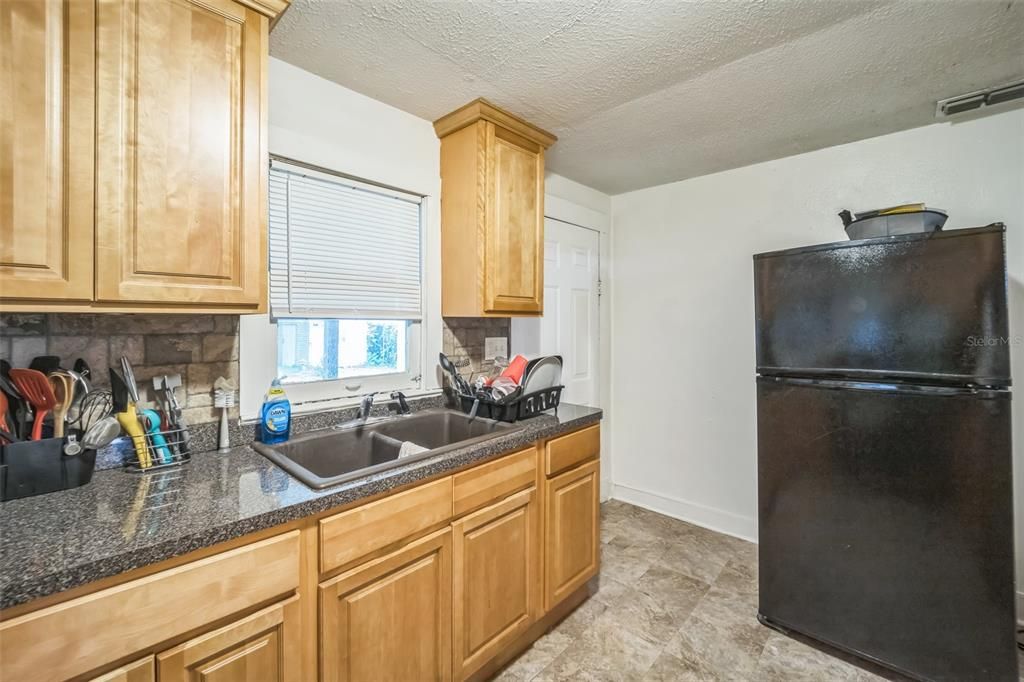 For Sale: $189,000 (3 beds, 1 baths, 1088 Square Feet)