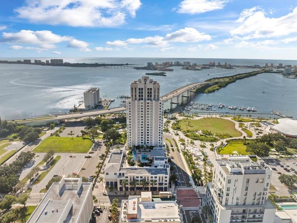 For Sale: $1,550,000 (3 beds, 2 baths, 2425 Square Feet)