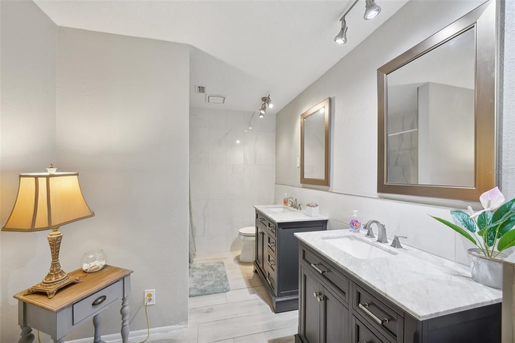 For Sale: $440,000 (2 beds, 2 baths, 1879 Square Feet)